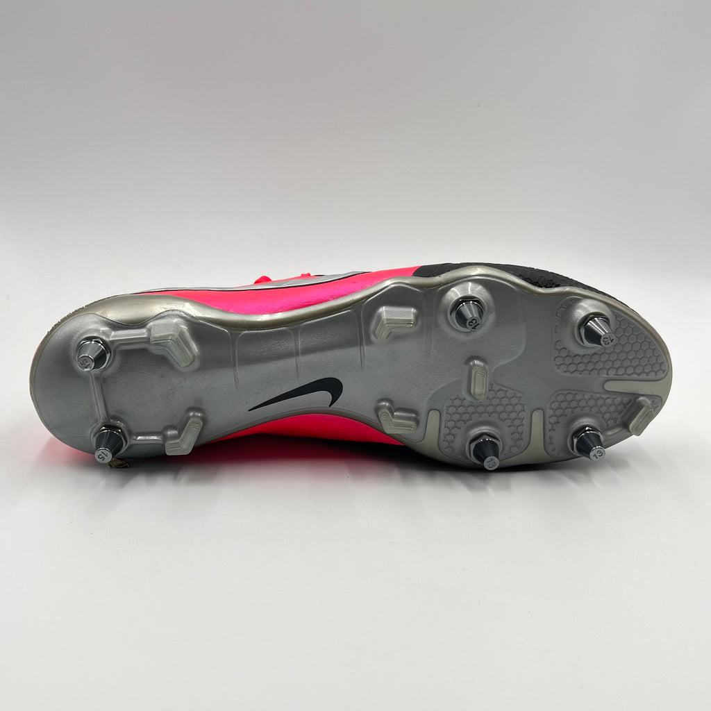 Nike Phantom Venom Elite