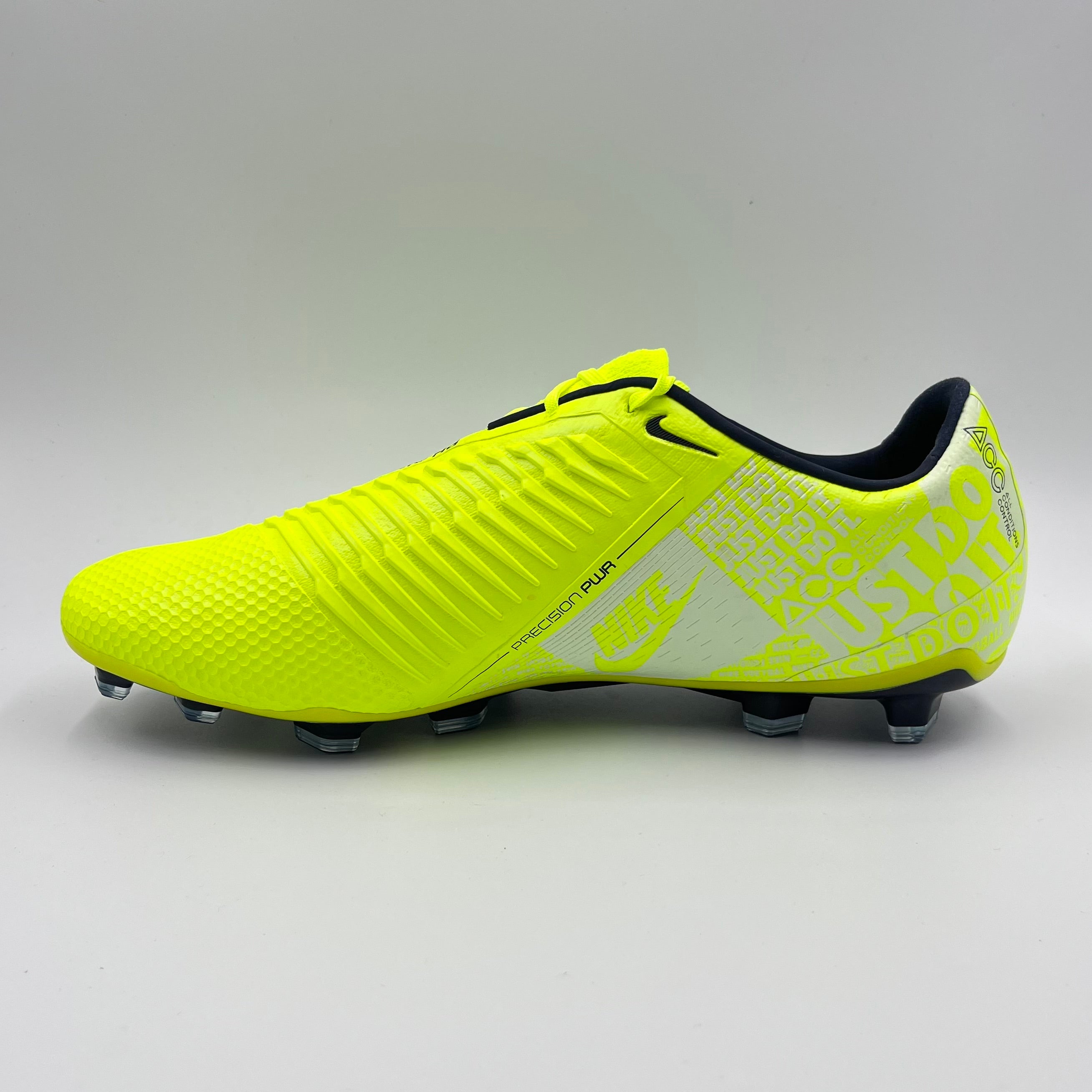 Nike Phantom Venom Elite